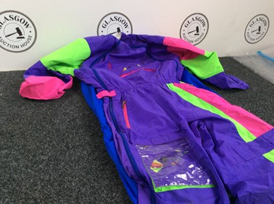 Lot 99 - Parachute all in 1 and jacket