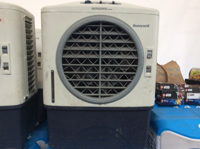 Lot 79 - Honeywell air cooler Tested working