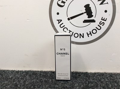 Lot 50 - No5 Chanel Paris perfume new