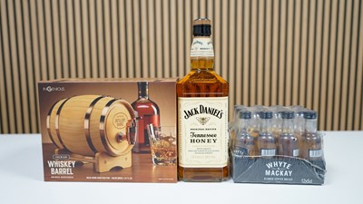Lot 158 - 12x5cl Whyte & Mackay & Jack Daniel's Original Recipe Tennessee Honey 1L With Whisky Distillery Barrel