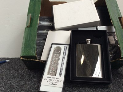 Lot 39 - Qty Of Hip Flask’s & Pen Gift Sets - New