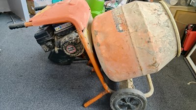 Lot 1 - Minimix 150 cement mixer with loncin 133cc petrol motor missing belt