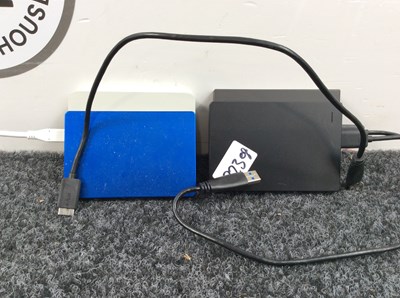 Lot 210 - 4 external hard drives