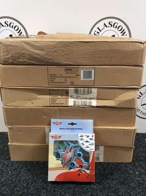 Lot 18 - 6 boxes of new foam decorations