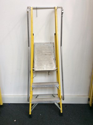 Lot 62 - Clow Yellow 3 Step Ladder With Platform - Damaged/Used