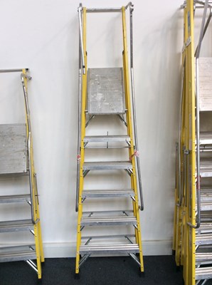 Lot 64 - Clow Yellow 6 Step Ladder With Platform - Damaged/Used