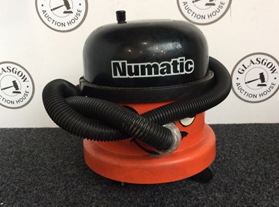 Lot 28 - Henry hoover untested