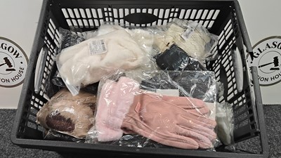 Lot 115 - Box containing asstd gloves
