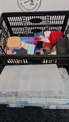 Lot 167 - Large crate of costume jewellery