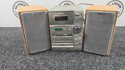 Lot 109 - Sony cassette stereo system with mini disc player