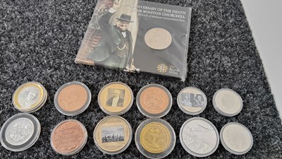 Lot 62 - Collection of collectable coins