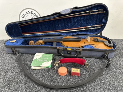 Lot 24 - Full Size Violin Bearing Paper Label ‘Nachahmung Von Maggini Fecit Anno’ Label With Case & Two Bows - Used