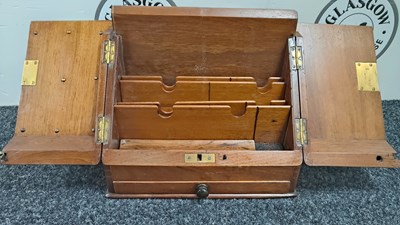 Lot 26 - Wooden desk accessories set
