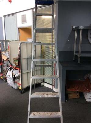 Lot 178 - 8 step aluminium ladder-used