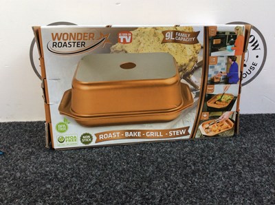 Lot 217 - Wonder roaster family grill,new