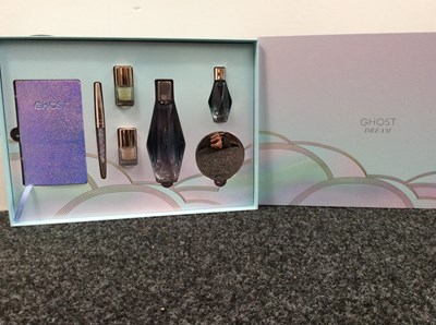 Lot 60 - Ghost dream gift set-new
