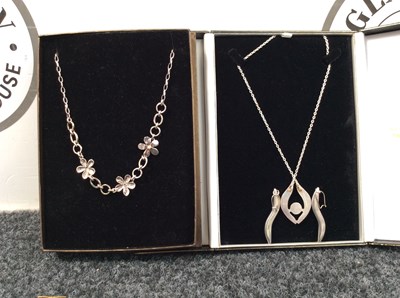 Lot 116 - 2x silver necklace and earring set
