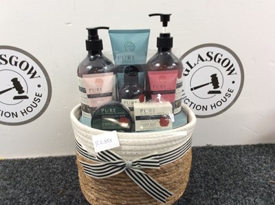 Lot 63 - Pure by winter in Venice-new