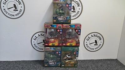 Lot 200 - 5 marvel link up cosrider toys in display boxes