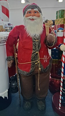 Lot 259 - Large Santa With Snow Shoe & Oil Lamp 6FT - Used