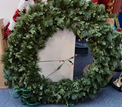 Lot 142 - Large 40” Light Up Plug In Christmas Wreath - Tested/Used