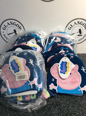 Lot 36 - Large qty of hats and scarfs for kids