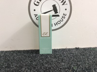Lot 133 - Estée Lauder perfume 67ml-new
