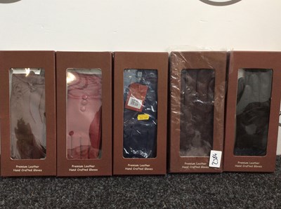 Lot 23 - 5 gift boxed pairs of premium leather gloves