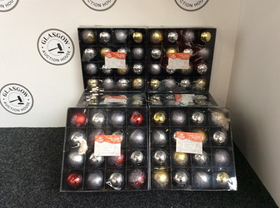 Lot 149 - 9 Sets Of 16 Glitter Design Bauble Sets - Gold & Silver 8cm & 1 Red & Silver 8cm - New