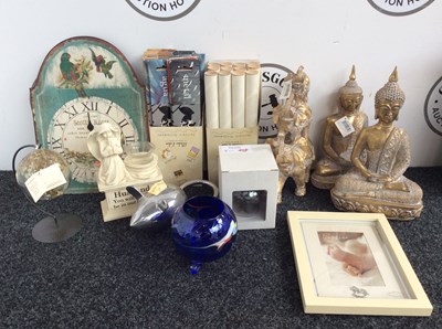 Lot 198 - Box containing ex-gift shop items Inc incense