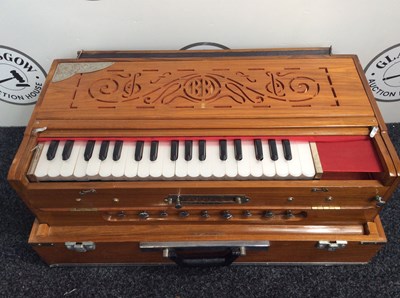 Lot 7 - Portable harmonium free-reed instrument hand operated bellows over £1100 new