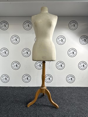 Lot 118 - Mannequin on stand