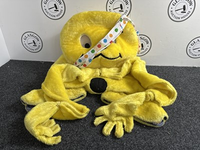 Lot 168 - Pugsy dress up costume