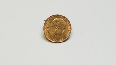 Lot 10 - 1908 Half Gold sovereign