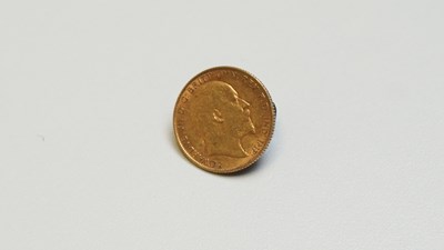 Lot 15 - 1903 Half gold sovereign