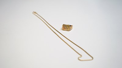 Lot 17 - 10 gram of 18ct scrap Gold