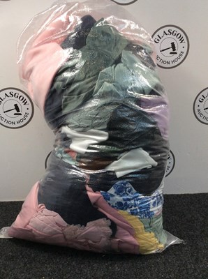 Lot 253 - One Bag (30+) Of New Ladies Dresses - Customer Returns - New