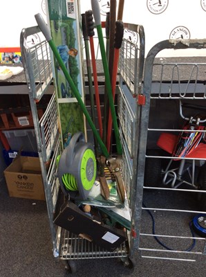 Lot 200 - Large selection of Garden tools -used