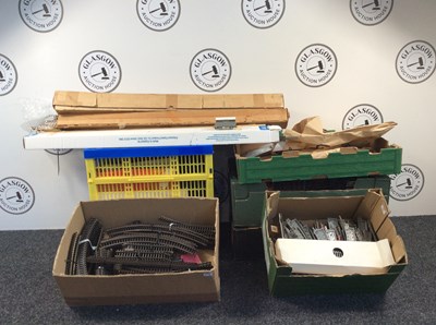 Lot 61 - Large Model Train Set With Tracks & Accessories - Used