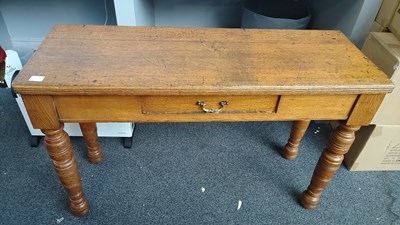 Lot 124 - 2 Plank Vintage Oak Hall Table - Used