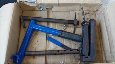 Lot 249 - Automotive manual press