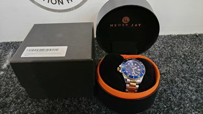 Lot 72 - Henry jay gents watch in display box