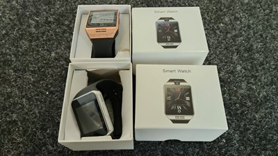 Lot 138 - 2 stylish smart watches in boxes