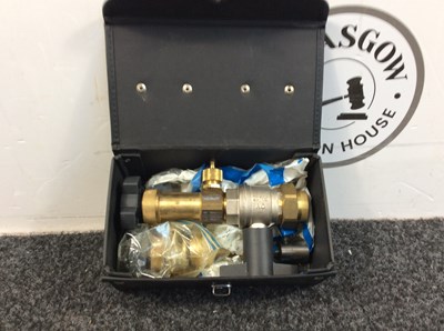 Lot 231 - Special tool demo-bloc in case