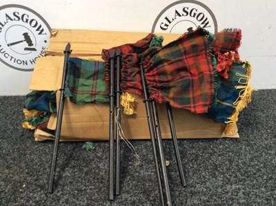 Lot 24 - Qty Of Mini Kilt Flag Pole Centre Pieces - Used