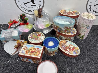 Lot 55 - 14 Fragrant Bath Bombs & Soap - New