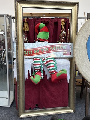 Lot 163 - Elfie On Shelfie Photo Booth - Used