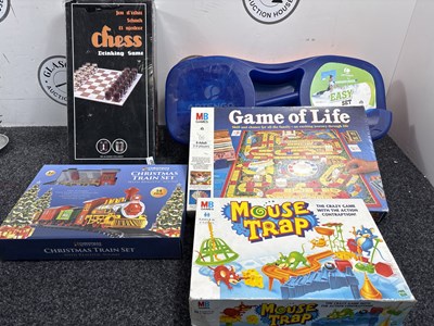 Lot 207 - 5 Retro Board Games - Mixed