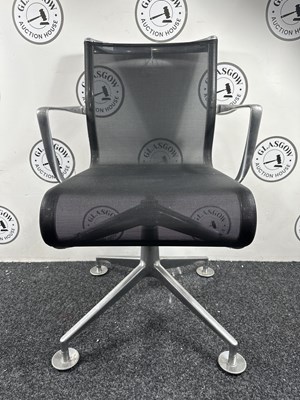 Lot 117 - Alberta mega chair with mesh seat and polished brushed metal frame