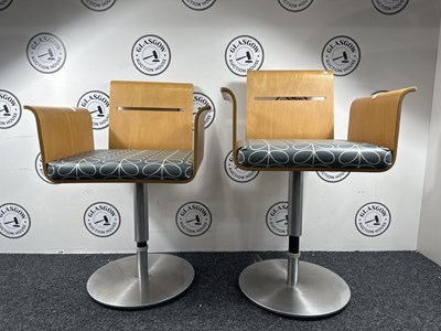 Lot 116 - Pair of retro mid century swivel chairs on metal bases